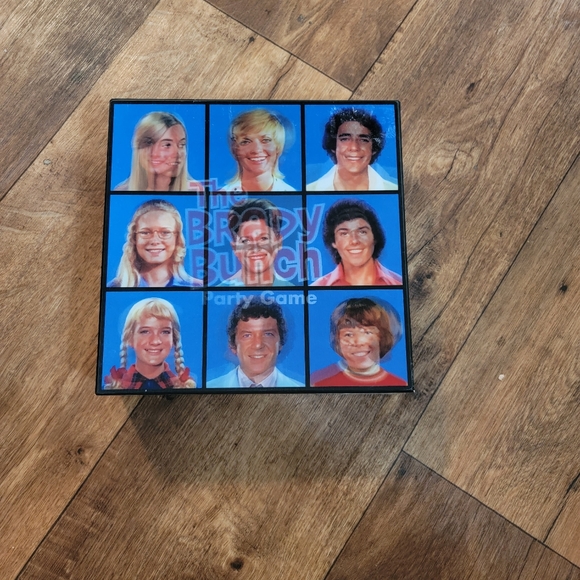 The Brady Bunch Game - Picture 2 of 4